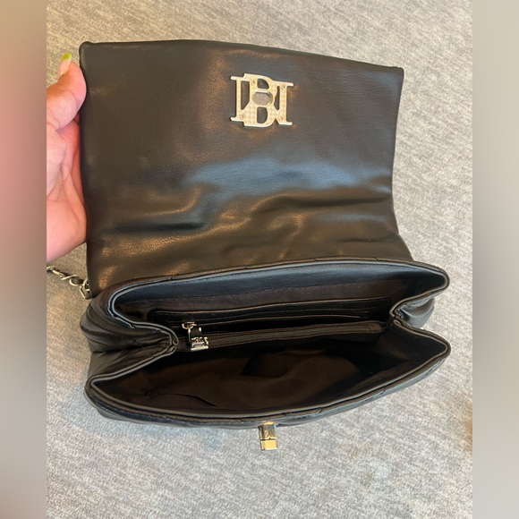 Badgley Mischka Women’s Mini Chevron Crossbody Bag‎ Black Quilted Faux Leather - Picture 13 of 16